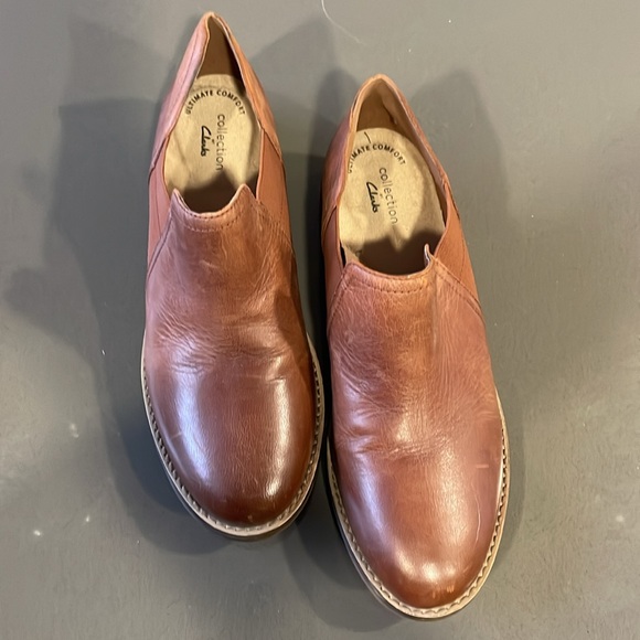 Clark’s Camzin Ankle Boot - Picture 2 of 7